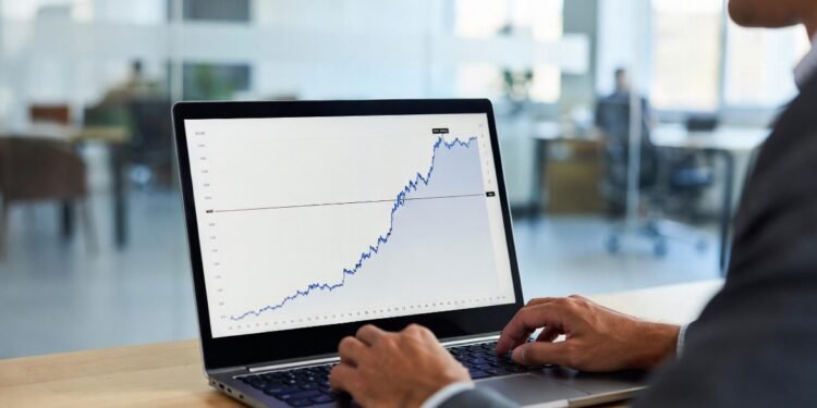 Newsletter Cap Review